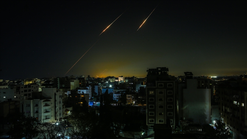 Iran launches new missile attacks on Israel